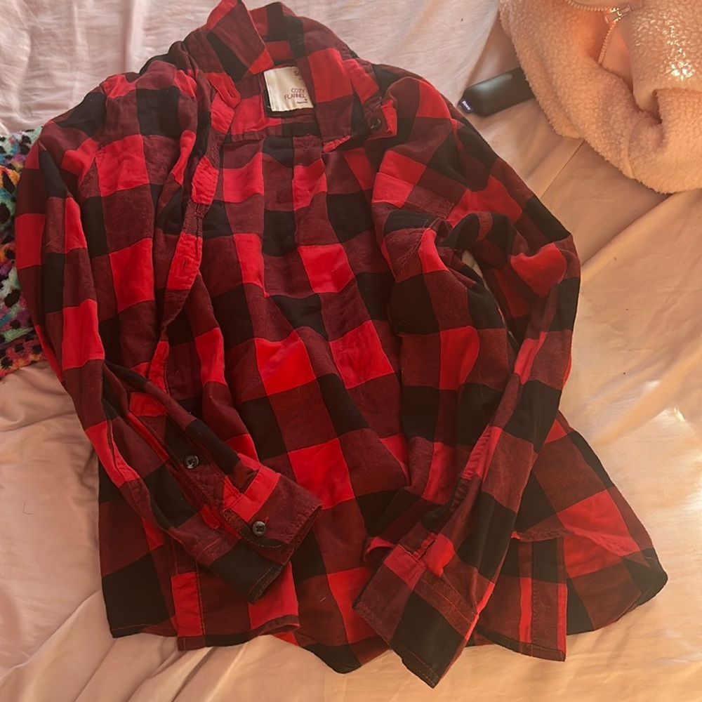 flannel black and red checkered